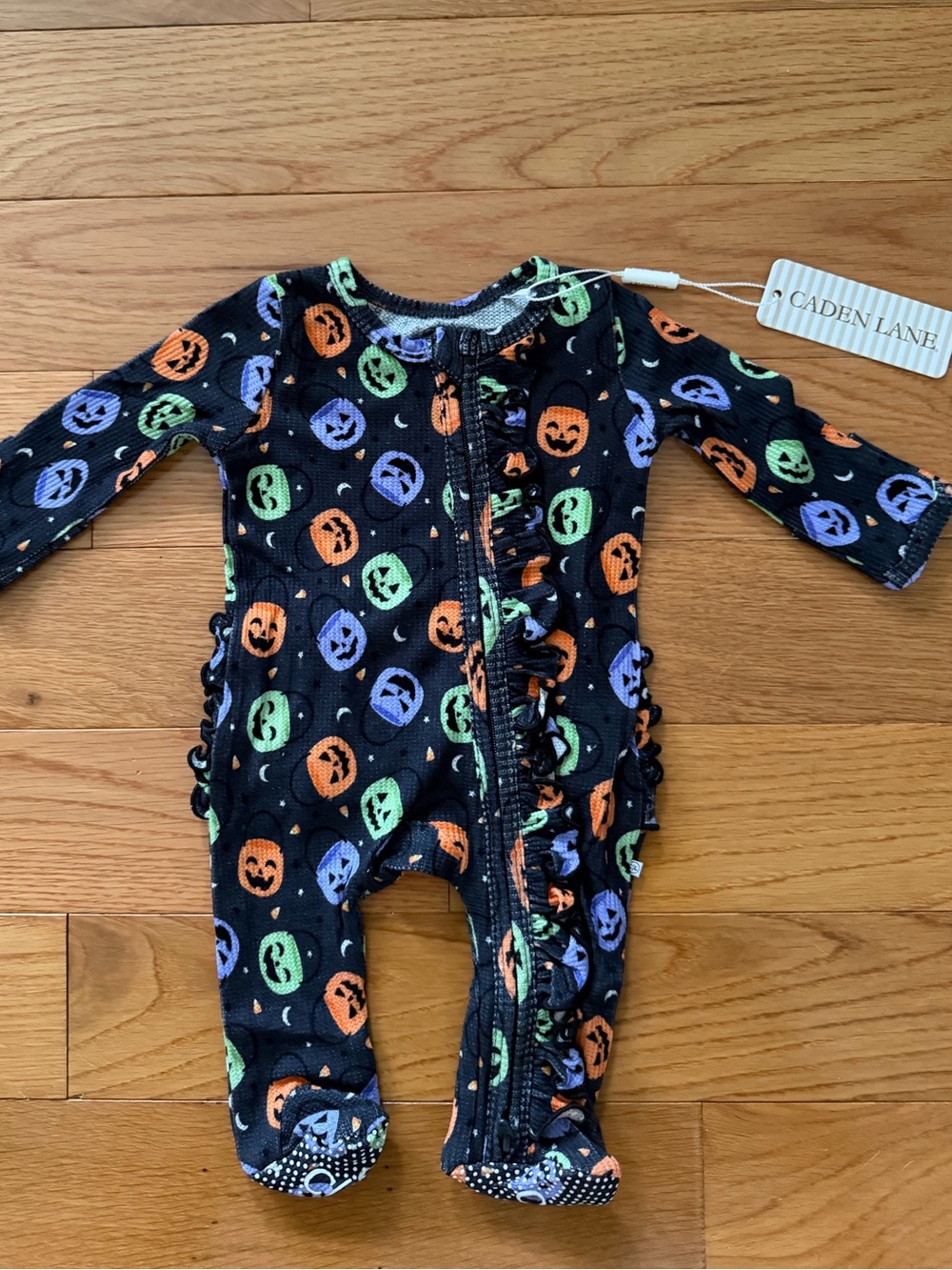 Caden Lane Halloween Bamboo Waffle Ruffle Zipper Footie | Candy Crawl
